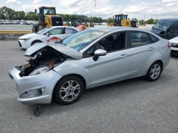  Salvage Ford Fiesta