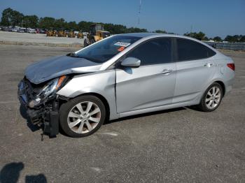  Salvage Hyundai ACCENT