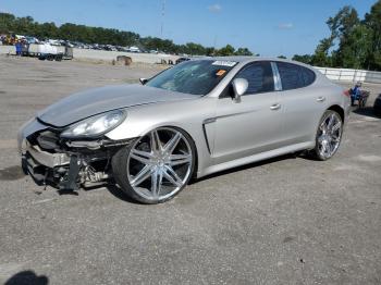  Salvage Porsche Panamera