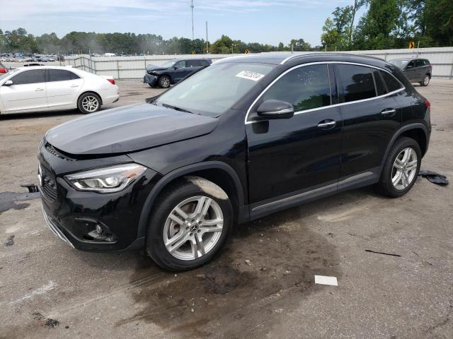  Salvage Mercedes-Benz GLA