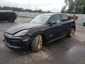  Salvage Porsche Cayenne