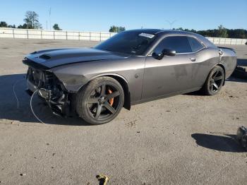  Salvage Dodge Challenger