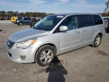  Salvage Volkswagen Routan