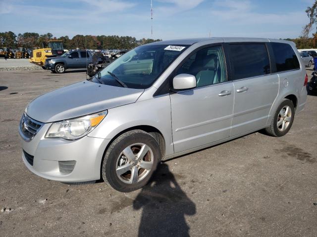  Salvage Volkswagen Routan