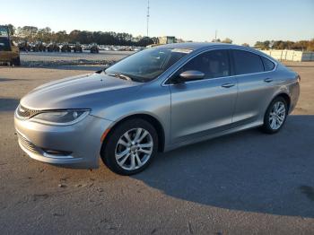  Salvage Chrysler 200