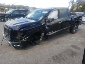  Salvage Nissan Titan