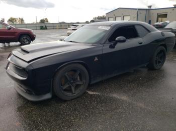  Salvage Dodge Challenger