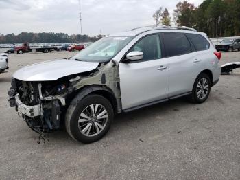  Salvage Nissan Pathfinder