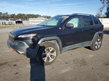  Salvage Jeep Cherokee