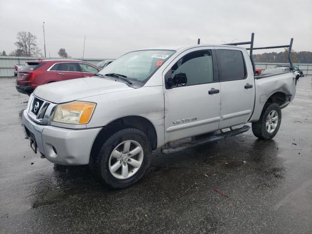  Salvage Nissan Titan