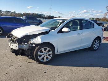  Salvage Mazda 3