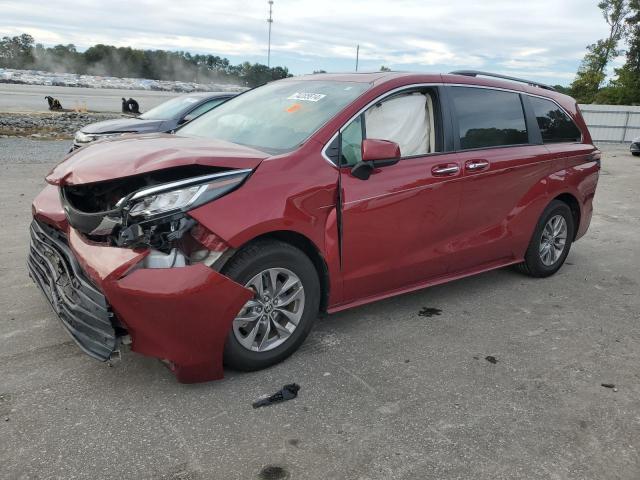  Salvage Toyota Sienna