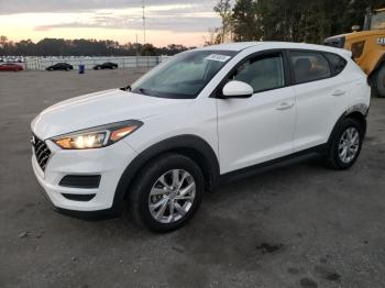  Salvage Hyundai TUCSON