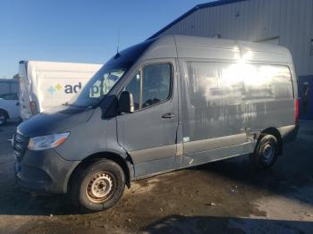  Salvage Mercedes-Benz Sprinter