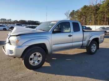  Salvage Toyota Tacoma