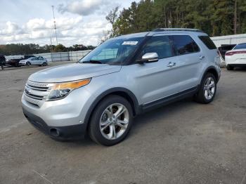  Salvage Ford Explorer