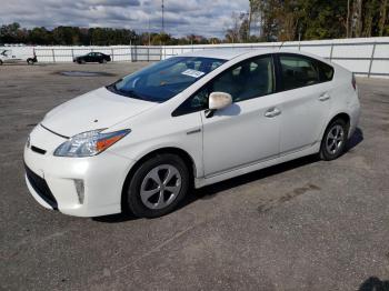  Salvage Toyota Prius