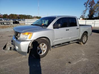  Salvage Nissan Titan