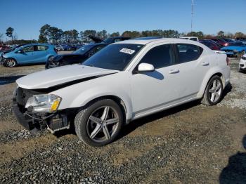  Salvage Dodge Avenger