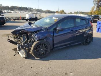  Salvage Ford Fiesta