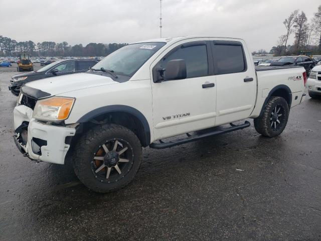  Salvage Nissan Titan