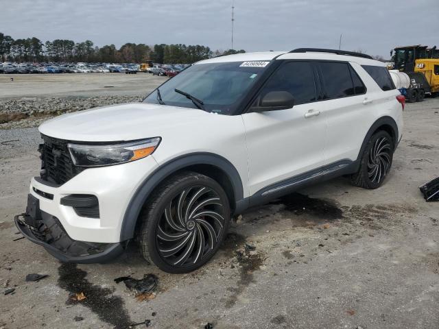  Salvage Ford Explorer