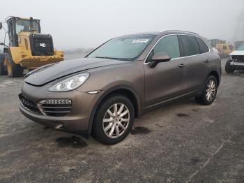  Salvage Porsche Cayenne