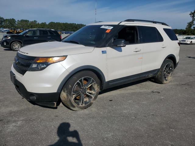  Salvage Ford Explorer