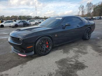  Salvage Dodge Challenger