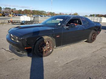  Salvage Dodge Challenger