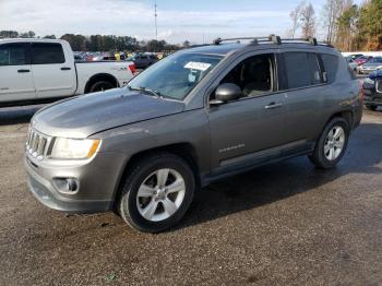  Salvage Jeep Compass