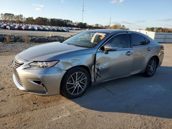  Salvage Lexus Es