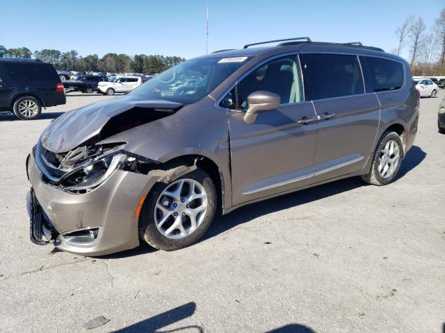  Salvage Chrysler Pacifica