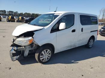  Salvage Nissan Nv