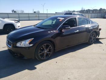  Salvage Nissan Maxima