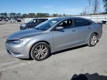  Salvage Chrysler 200