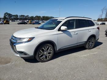  Salvage Mitsubishi Outlander