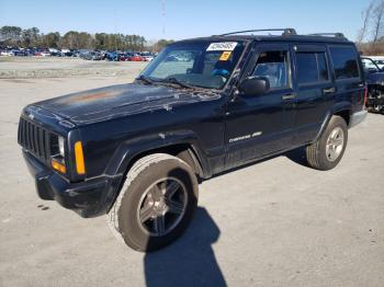  Salvage Jeep Cherokee