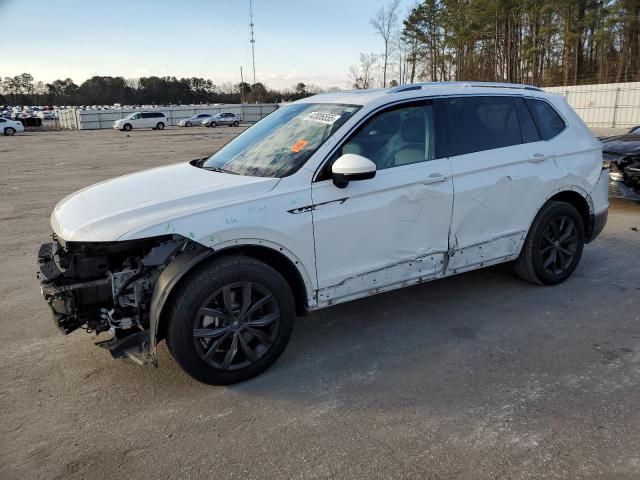  Salvage Volkswagen Tiguan