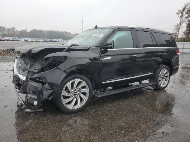  Salvage Lincoln Navigator