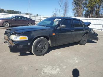  Salvage Ford Crown Vic