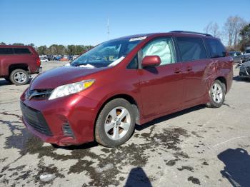  Salvage Toyota Sienna