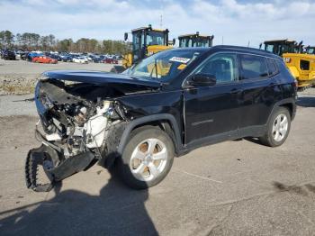  Salvage Jeep Compass