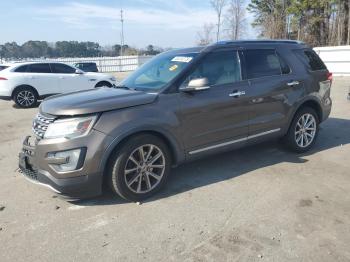  Salvage Ford Explorer