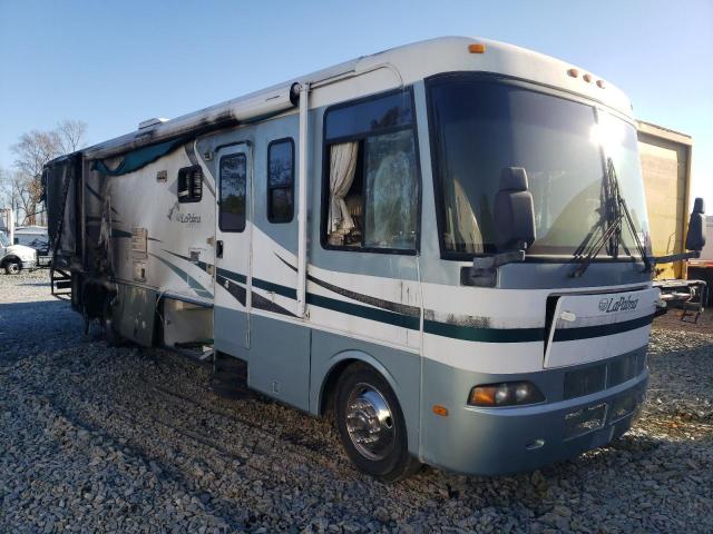  Salvage Workhorse Custom Cha Motorhome