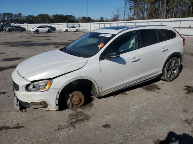  Salvage Volvo V60