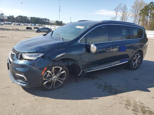  Salvage Chrysler Pacifica