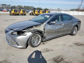  Salvage Lexus Es