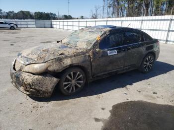  Salvage Chrysler 200