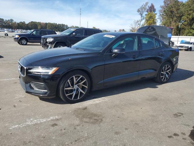  Salvage Volvo S60
